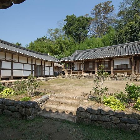 Jinrae Lee'S Traditional House Boseong Zewnętrze zdjęcie