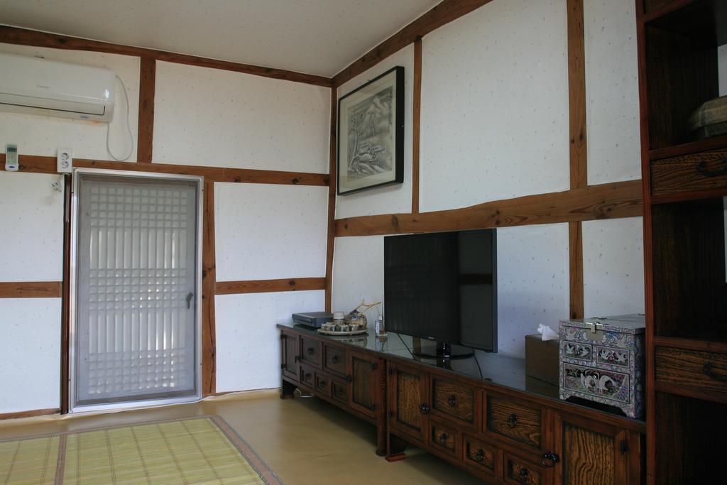 Jinrae Lee'S Traditional House Boseong Zewnętrze zdjęcie